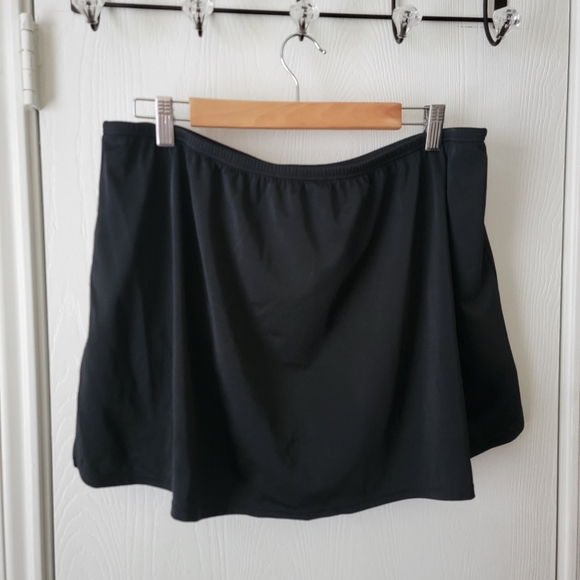 Cacique Slitted Swim Skirt w/Brief - Picture 4 of 7